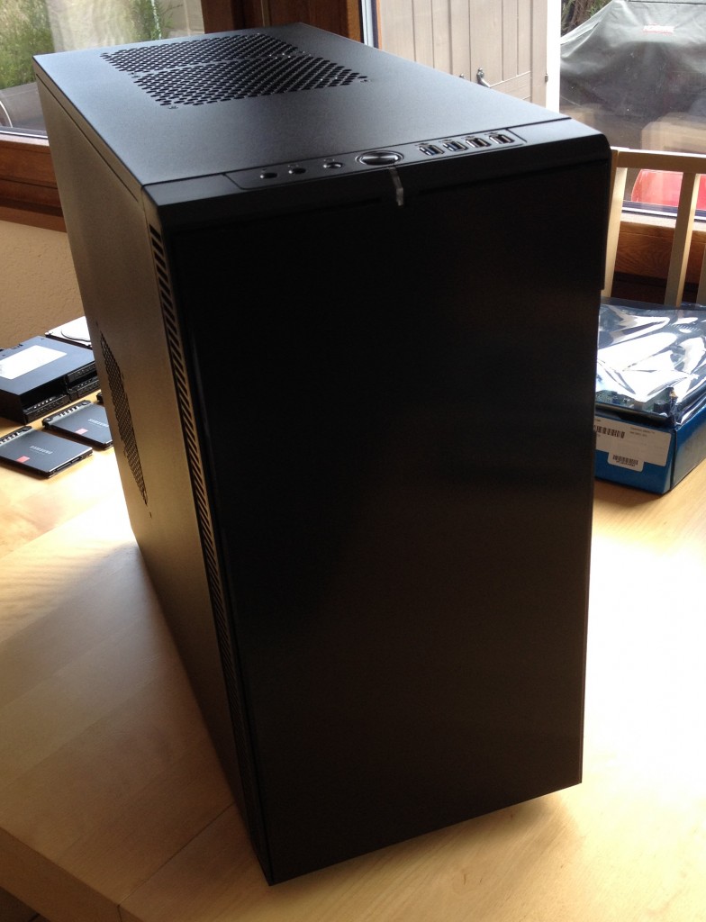 Fractal Design Define R4 Front